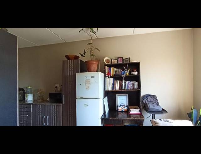 2 BEDROOM APARTMENT FOR SALE IN FLEURHOF